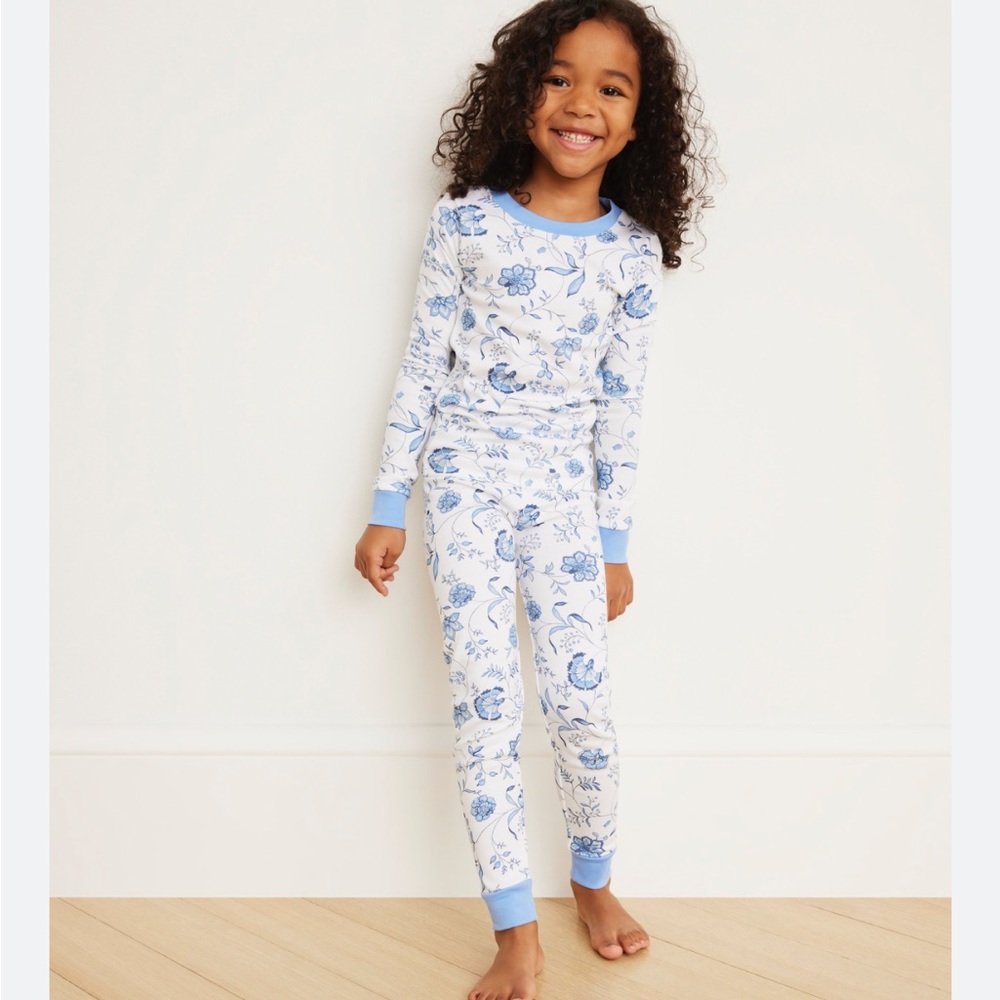 Lake Pajama Set with Long Sleeves